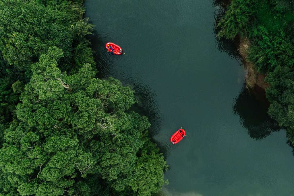 White Water River Rafting Img